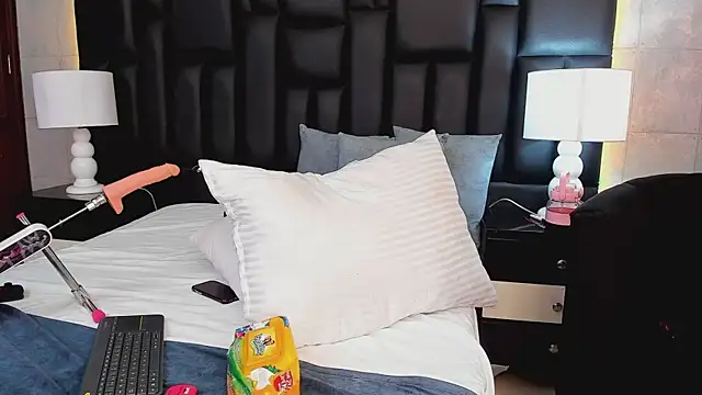 MiaSweeths online show from 02/27/25, 06:31