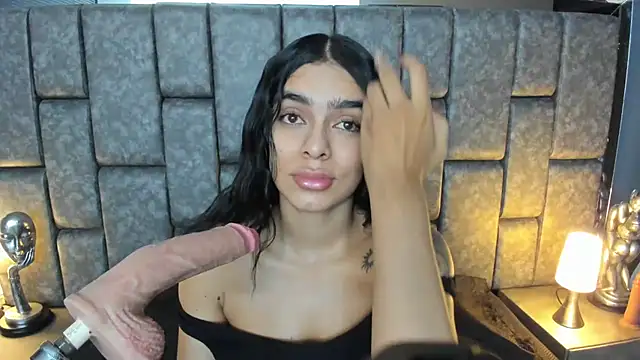 Foxy Assh  online show from 02/16/25, 11:38