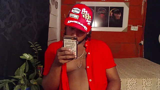 Snapshot of gavi_19cm chatting on 02/13/25, 04:43 gavi 19cm online show from 02/13/25, 04:43