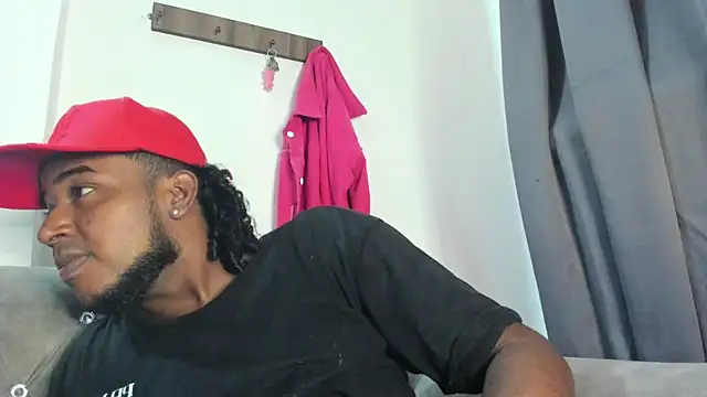 Snapshot of gavi_19cm chatting on 03/09/25, 06:28 gavi 19cm online show from 03/09/25, 06:28