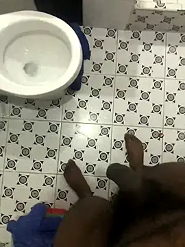 Snapshot of gavi_19cm chatting on 09/16/25, 12:39 gavi 19cm online show from 09/16/25, 12:39