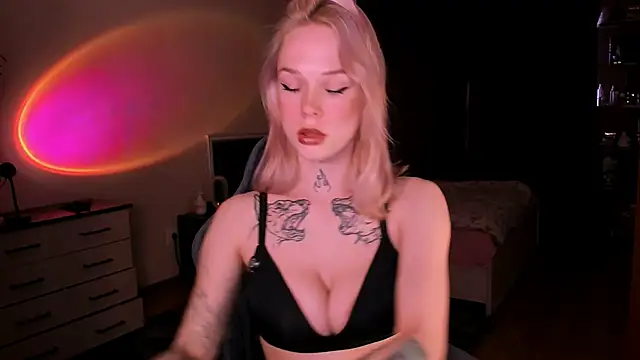 Polusladkoye online show from 04/07/26, 03:12