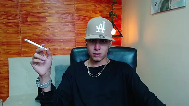 Bastiaan 28 online show from 12/31/24, 07:53