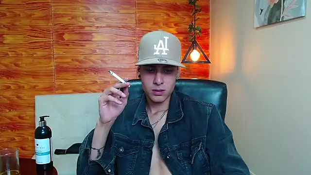 Bastiaan 28 online show from 01/04/25, 11:43