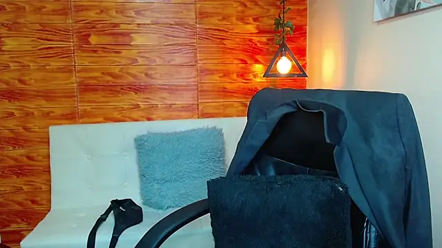 Bastiaan 28 online show from 01/05/25, 08:52