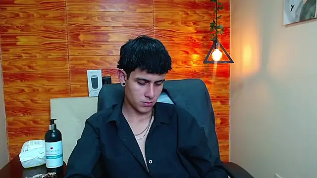 Bastiaan 28 online show from 01/08/25, 07:03