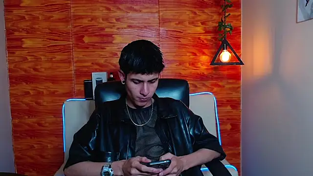 Bastiaan 28 online show from 01/22/25, 04:02