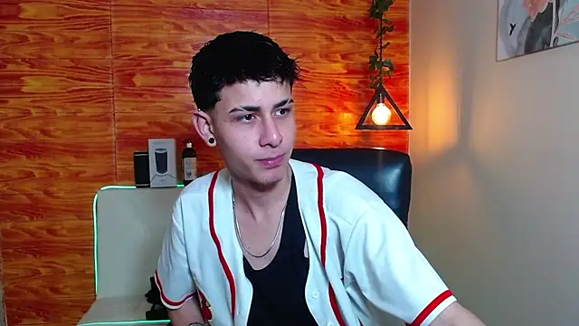 Bastiaan 28 online show from 01/23/25, 03:26