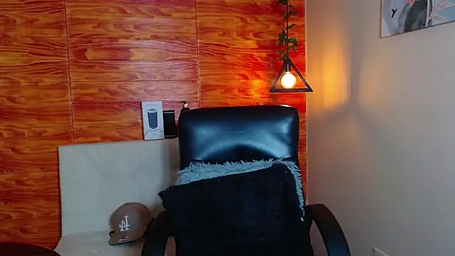 Bastiaan 28 online show from 02/01/25, 02:58