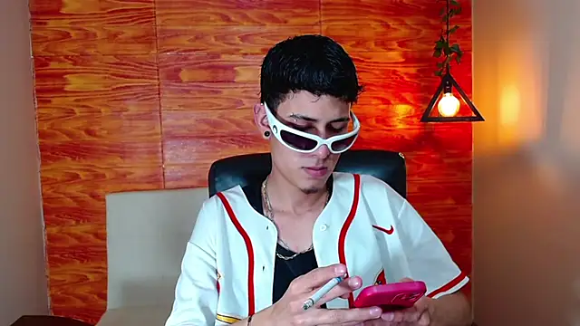 Bastiaan 28 online show from 03/16/25, 03:25