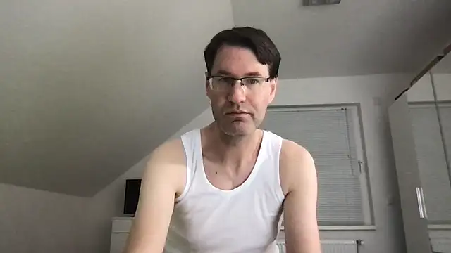 zxzx cam1 online show from 03/09/25, 04:22