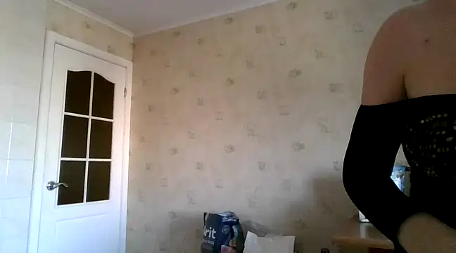 AngelinaLove28 online show from 02/25/25, 10:47