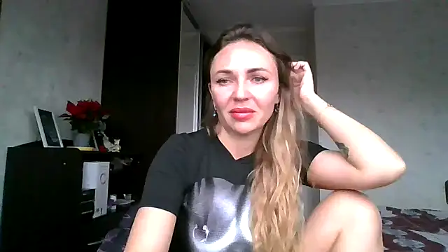 AngelinaLove28 online show from 11/27/25, 07:43