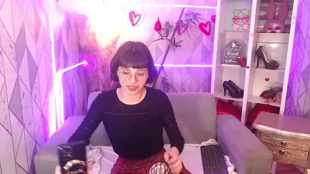 charlottemoonxz online show from 11/11/25, 07:47