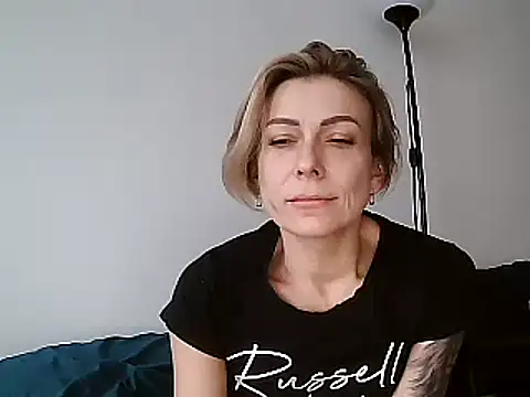 anechka1 online show from 12/06/24, 08:51