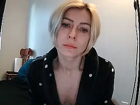 anechka1 online show from 12/19/24, 12:45