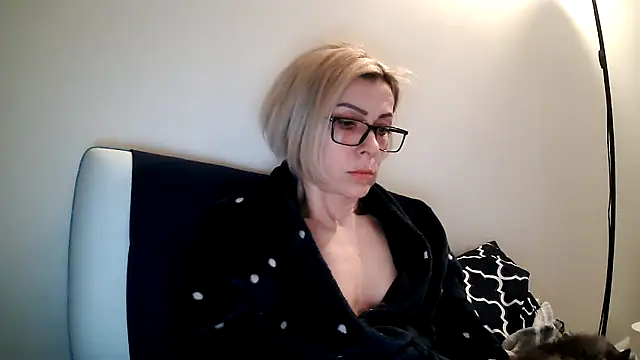 anechka1 online show from 02/26/25, 02:48