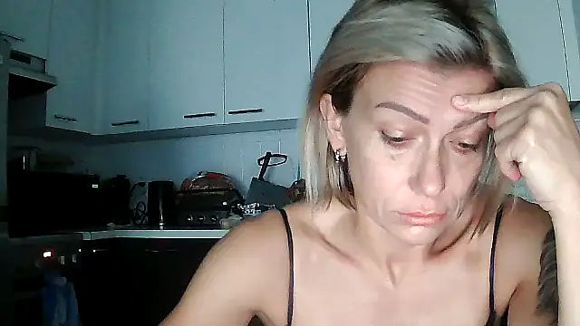 anechka1 online show from 09/17/25, 11:12