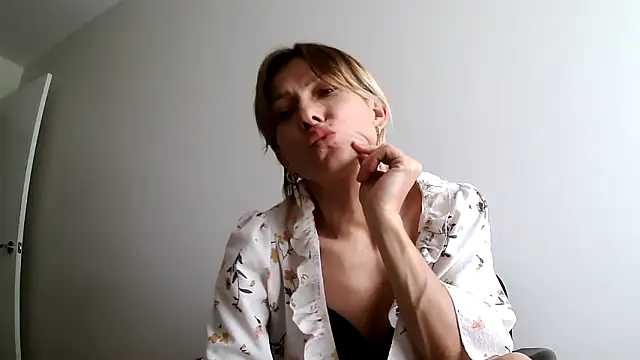 anechka1 online show from 05/30/26, 05:43