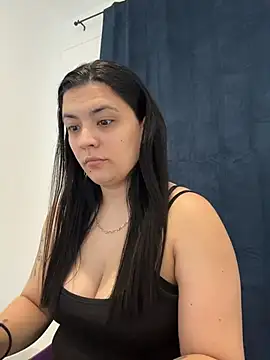 LuciaLoca online show from 02/26/26, 08:35