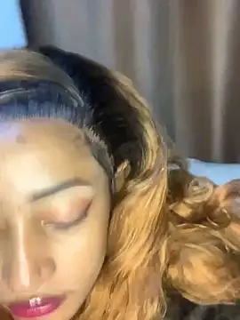 GoddessVee online show from 12/29/24, 08:26