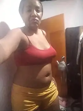 Snapshot of Surreyaa chatting on 01/10/26, 07:43 Surreyaa online show from 01/10/26, 07:43