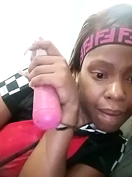 Snapshot of TheeBilquis_ chatting on 12/16/25, 10:31 TheeBilquis online show from 12/16/25, 10:31