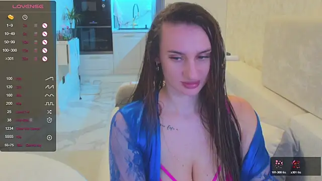 Cherry-Legenda online show from 04/22/26, 06:31