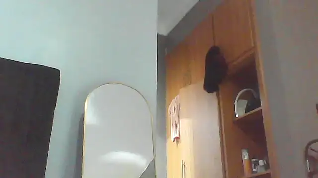 julietunderwoood online show from 03/18/26, 04:26