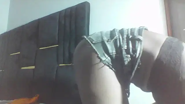 julietunderwoood online show from 03/24/26, 05:18