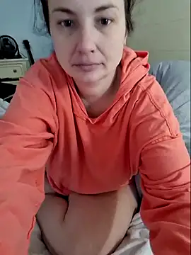 Snapshot of MilfyMrsRobinson chatting on 02/19/25, 04:11 MilfyMrsRobinson online show from 02/19/25, 04:11