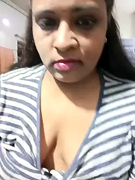 Snapshot of Love_Jenny chatting on 01/18/25, 02:33 Love Jenny online show from 01/18/25, 02:33