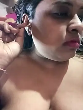 Snapshot of Love_Jenny chatting on 02/22/25, 07:01 Love Jenny online show from 02/22/25, 07:01