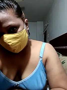 Snapshot of Love_Jenny chatting on 10/30/25, 04:14 Love Jenny online show from 10/30/25, 04:14