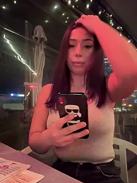 KimArts online show from 12/19/24, 04:46