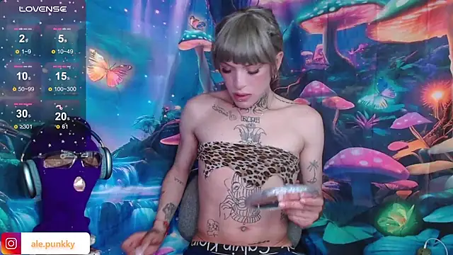 charlotbelucci  online show from 01/20/25, 05:37