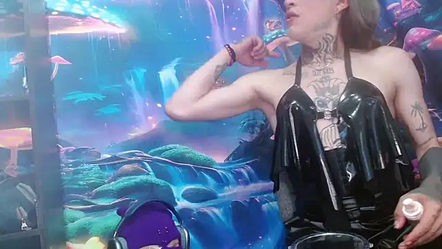 charlotbelucci  online show from 01/25/25, 12:06