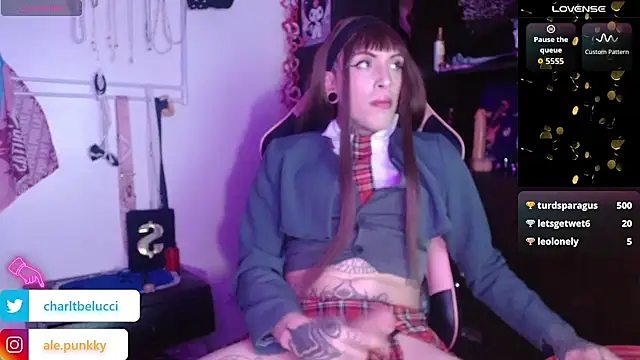 Snapshot of charlotbelucci_ chatting on 02/25/26, 11:09 charlotbelucci online show from 02/25/26, 11:09