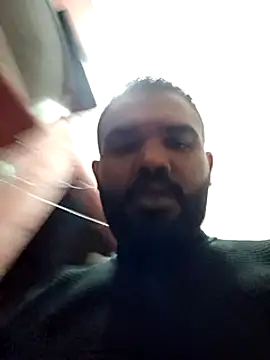 Snapshot of ListedLoin chatting on 01/15/25, 04:54 ListedLoin online show from 01/15/25, 04:54