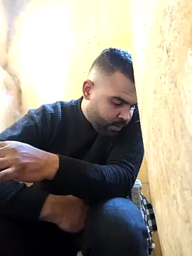 Snapshot of ListedLoin chatting on 01/23/25, 01:56 ListedLoin online show from 01/23/25, 01:56