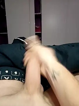 killminou online show from 12/21/25, 06:31