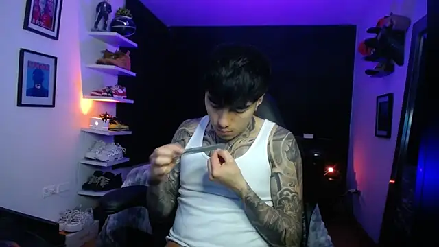 Snapshot of jung_dragon chatting on 10/31/25, 06:47 jung dragon online show from 10/31/25, 06:47