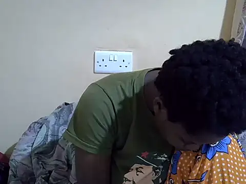 HOT-JAZMINE online show from 11/30/25, 08:29