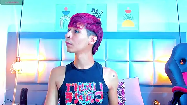 Snapshot of ariel_villa chatting on 02/08/25, 12:38 ariel villa online show from 02/08/25, 12:38