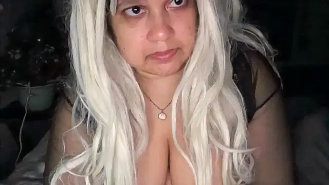 MelanieFawker online show from 09/20/25, 12:06