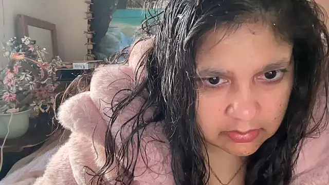 MelanieFawker online show from 10/04/25, 02:26