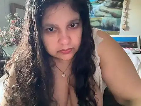 MelanieFawker online show from 11/17/25, 10:59