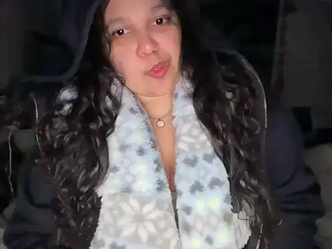 MelanieFawker online show from 01/13/26, 01:33