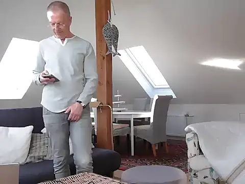 maxmueller321 online show from 02/19/26, 12:56