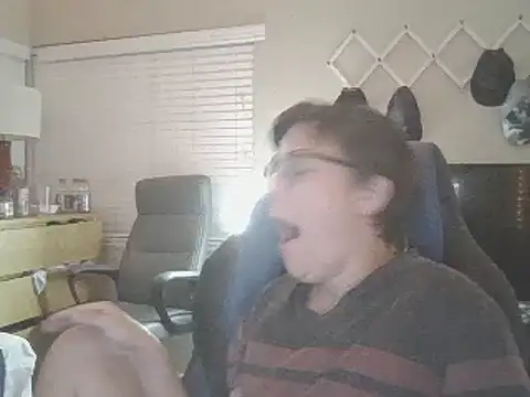 KaliSnow199623 online show from 12/03/24, 07:21